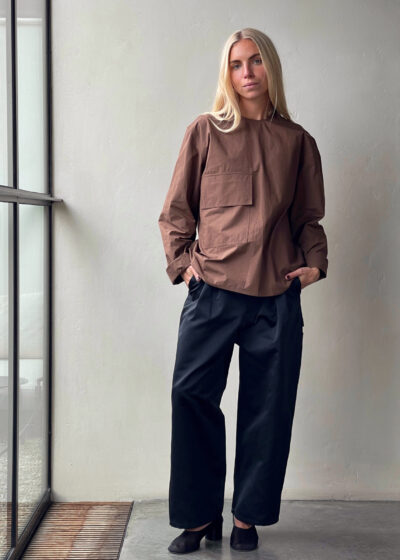 'Balthus' in chestnut by Sofie D'hoore